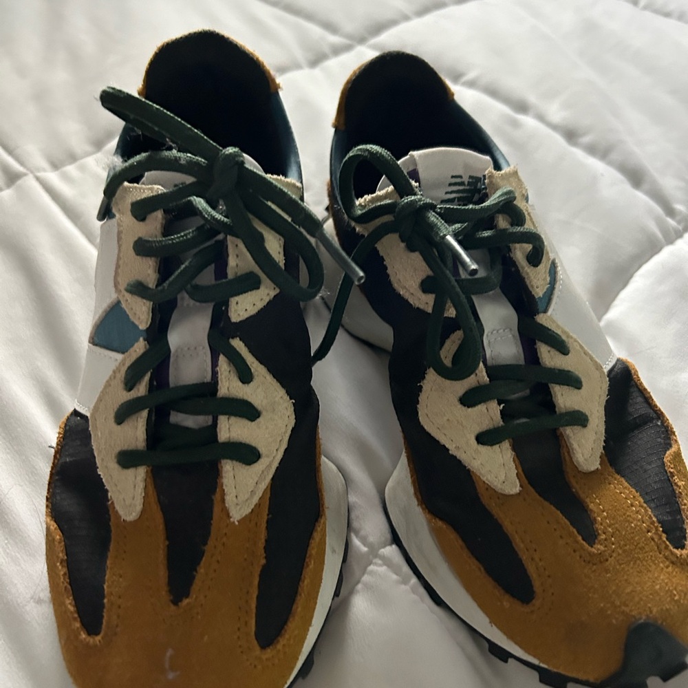 NB Sneakers
